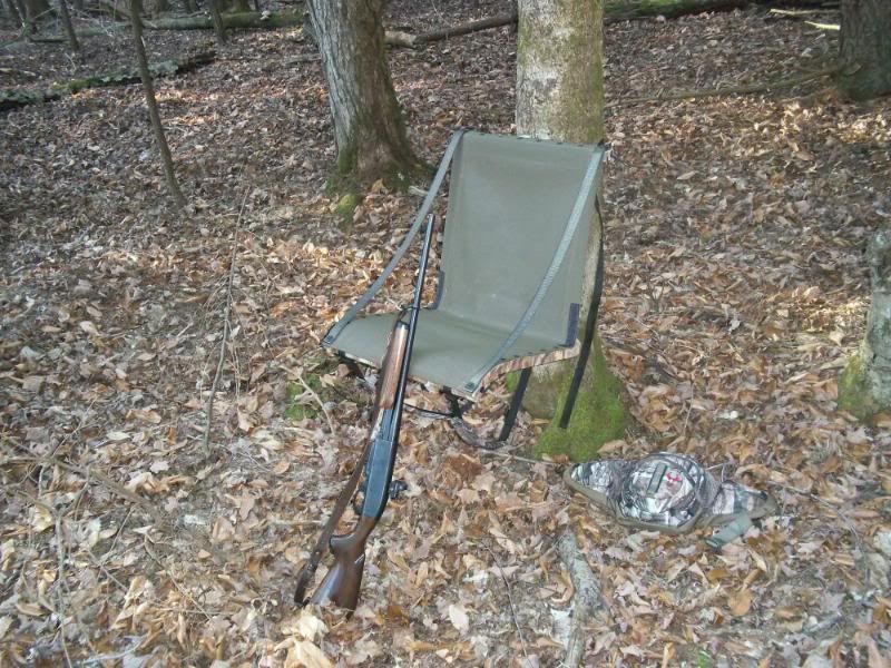 Ground hunting chairs