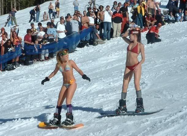 http://i35.photobucket.com/albums/d166/K_Dugan/snowboarding.jpg