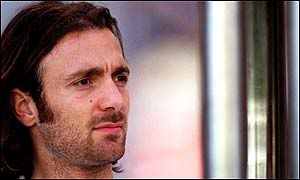 _38641885_dugarry300.jpg