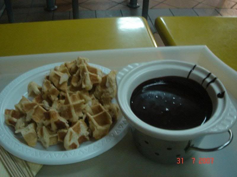 Image Hosted by PhotoBucket.Com