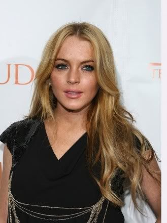 LINDSAY LOHAN HERMANA GEMELA lindsay lohan hermana gemela: