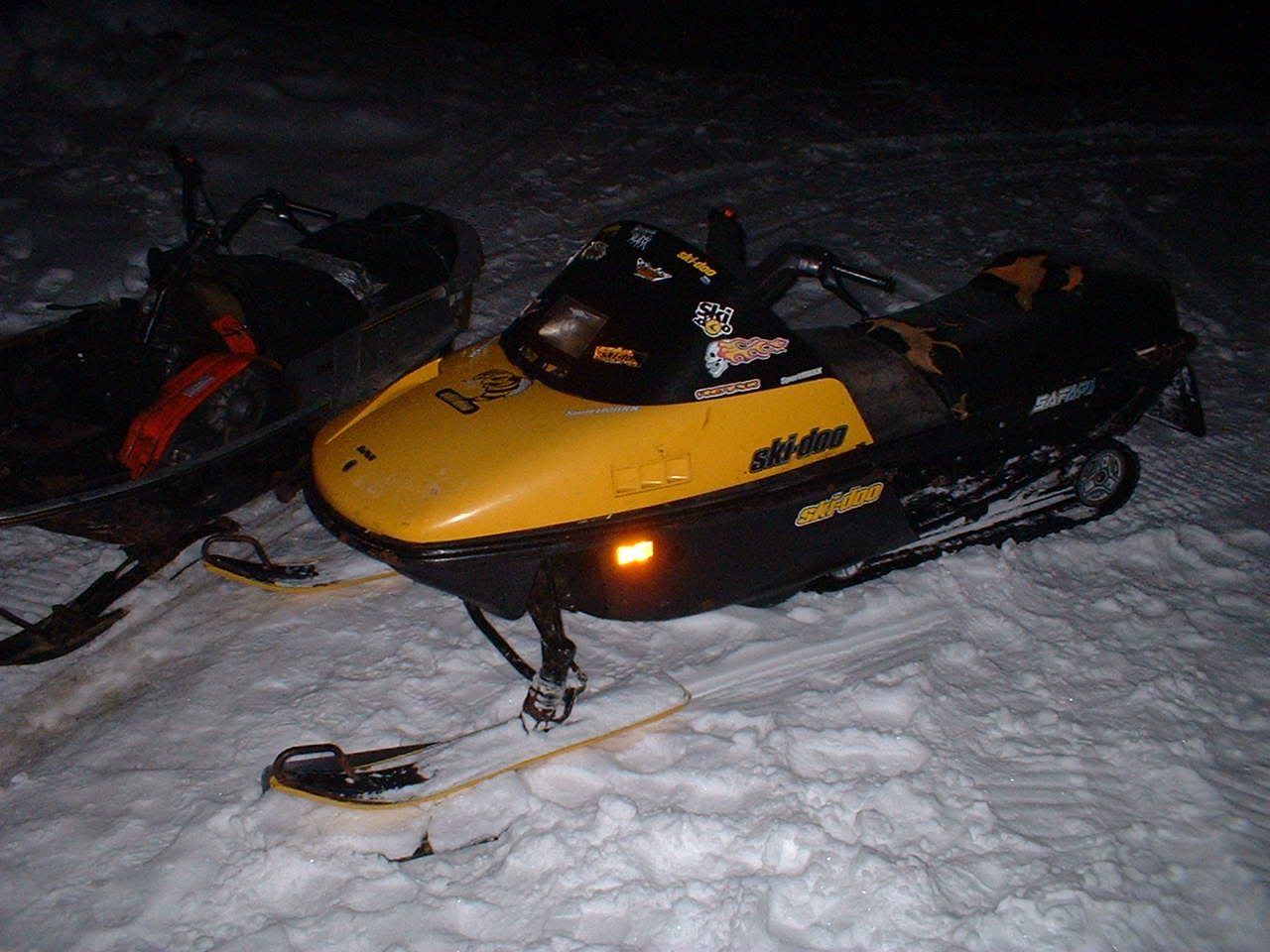 Konka C916 Cell Phones Owners Manual can anyone help and old fellow  restoring a safari l?? - Vintage Ski .