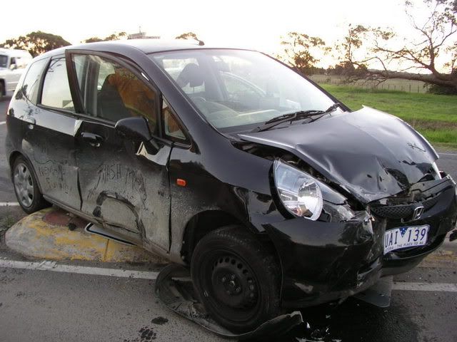 Caraccident011.jpg