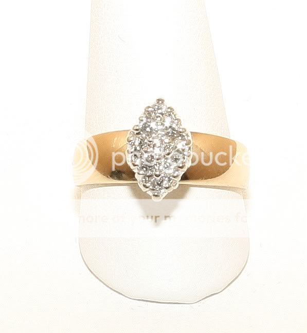 Estate 14K Solid Gold .20ct Diamond Illusion Set Womans Ring  