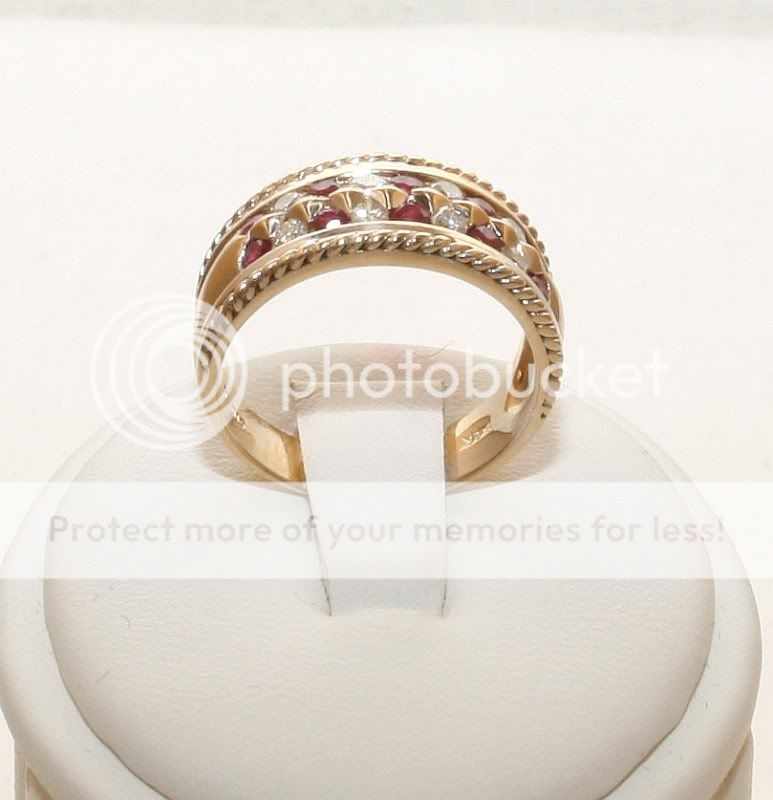Estate 14K Solid Gold .82ct Ruby & Diamond Womans Band Ring  